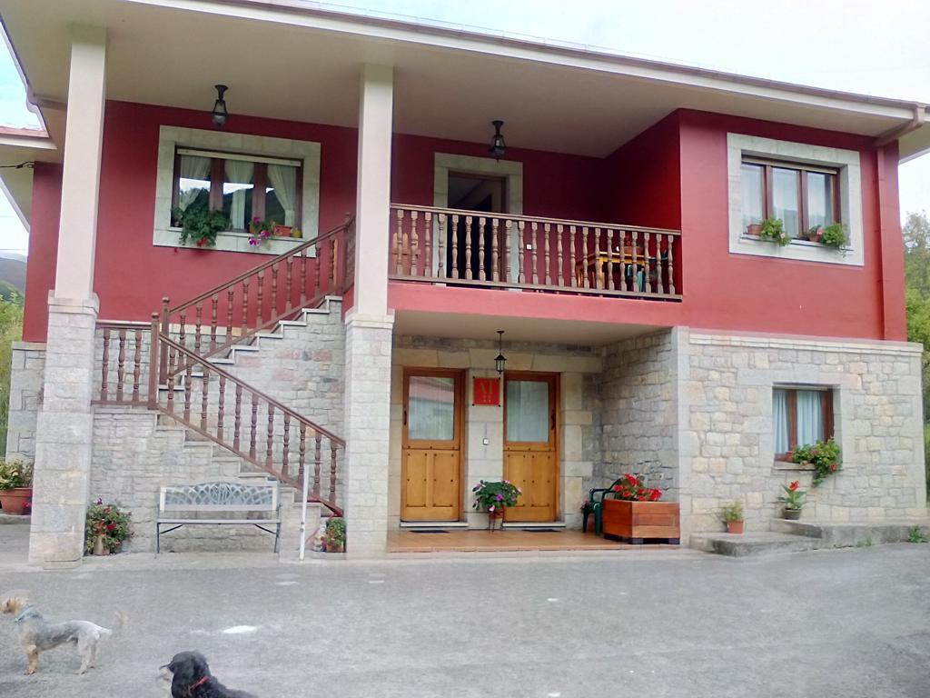 Apartments Aurora La Robellada de Onis Exterior photo